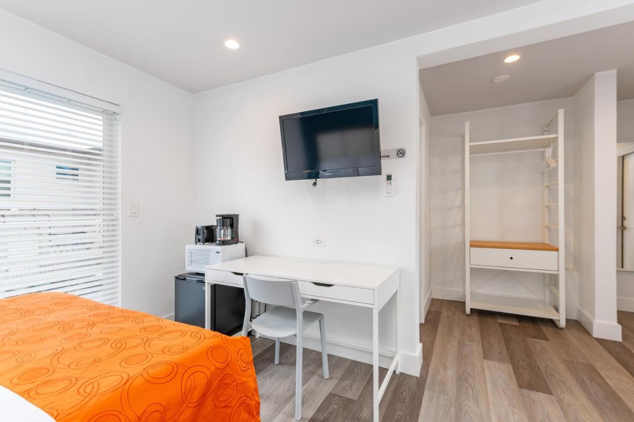 The Mariner Suites Голливуд Экстерьер фото